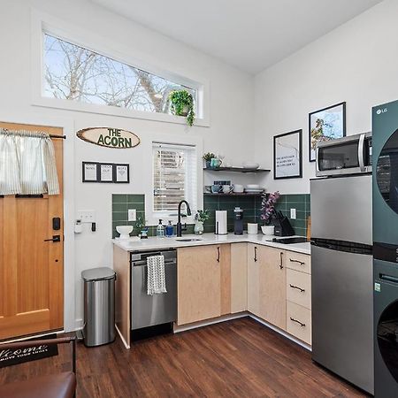 Vila The Acorn - Tiny House In Historic Oakwood Raleigh Exteriér fotografie