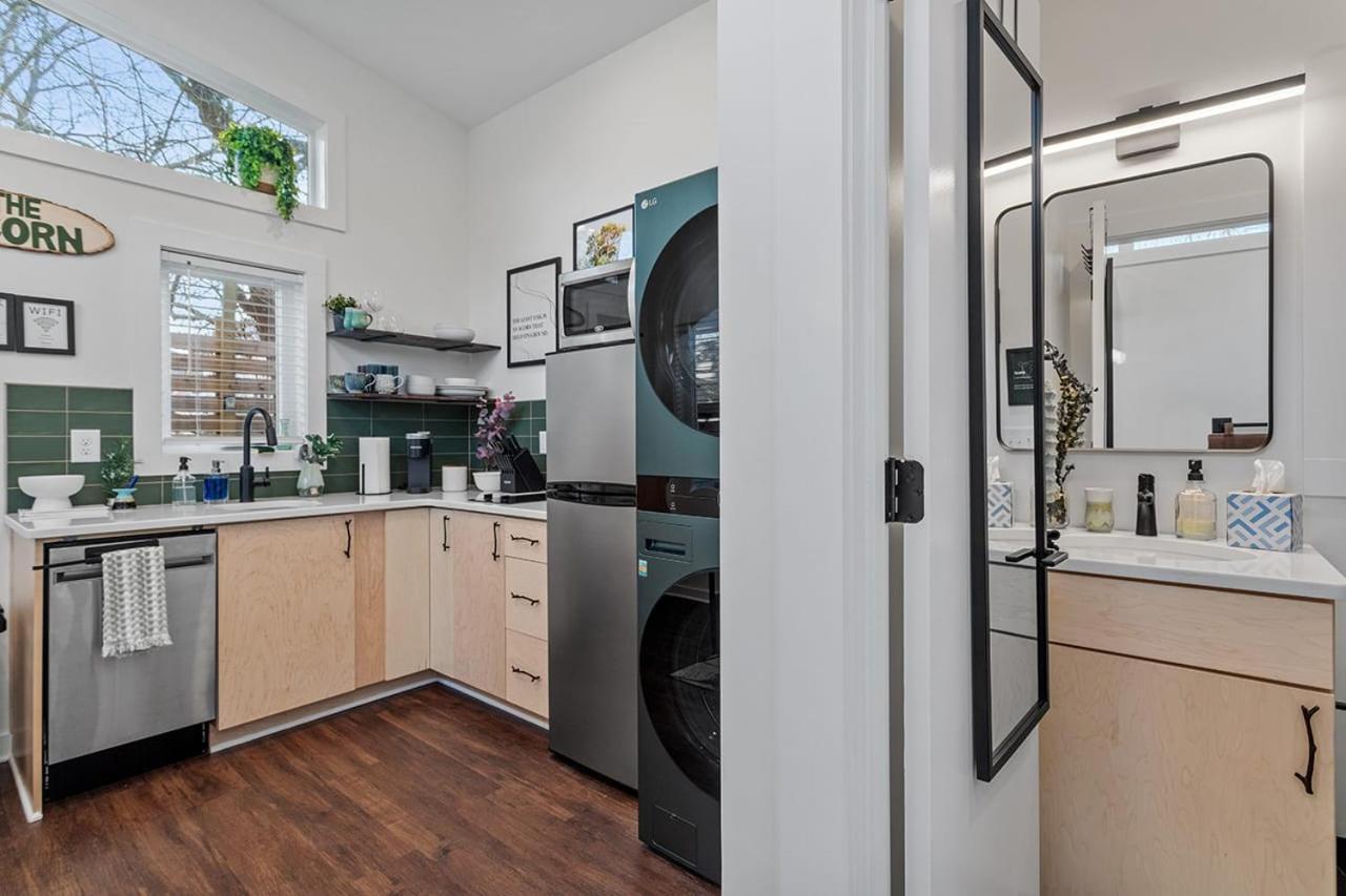 Vila The Acorn - Tiny House In Historic Oakwood Raleigh Exteriér fotografie