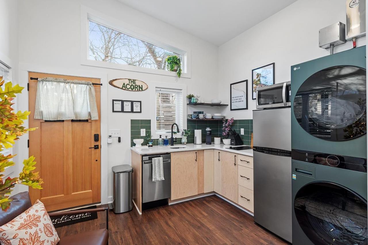 Vila The Acorn - Tiny House In Historic Oakwood Raleigh Exteriér fotografie